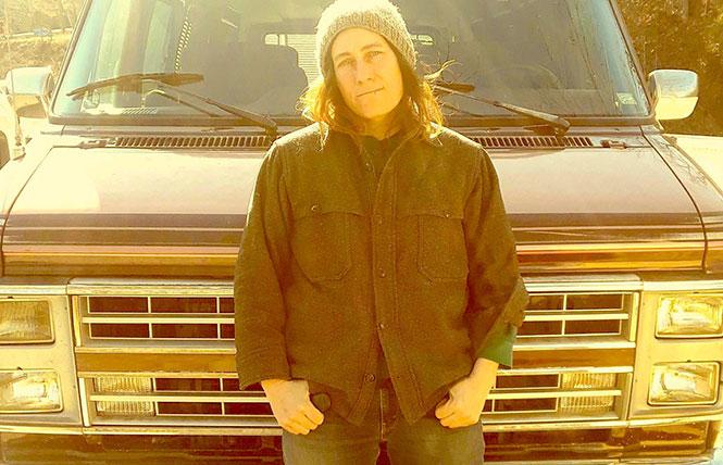 Bay Area Reporter :: Gold miner: Singer-songwriter Melissa Carper - Vimarsana News