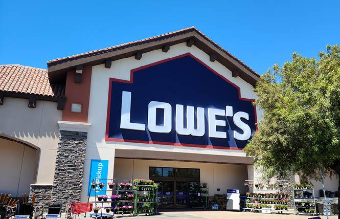 Lowe's Orientation 2022 (What To Wear, How Long + More)