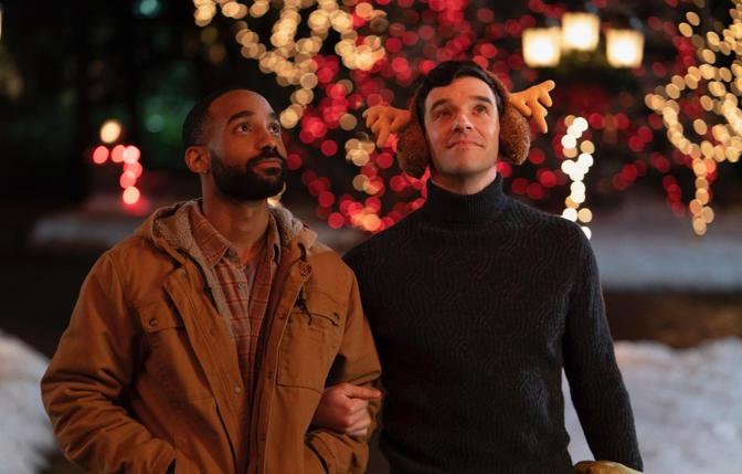 Bay Area Reporter :: Michael Urie: the 'Single' sensation on his new holigay film - Vimarsana News